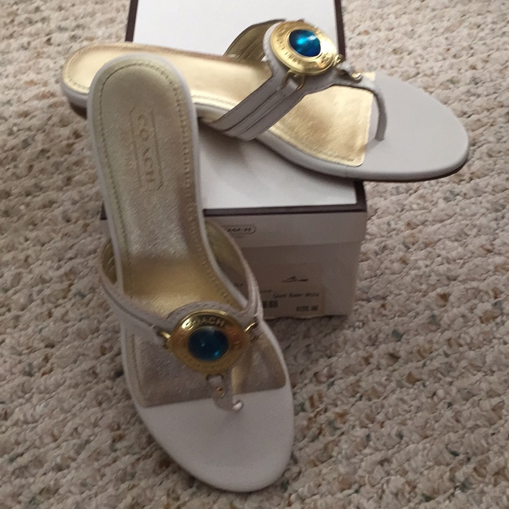 NIB Coach Rumor Calf Sandal Size 7 White